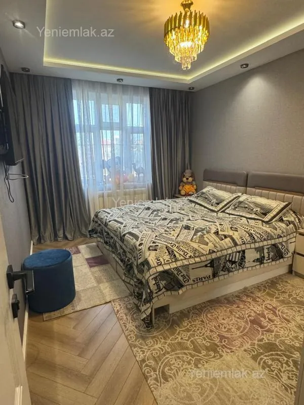 Satılır 5 otaqlı köhnə tikili 120 m²