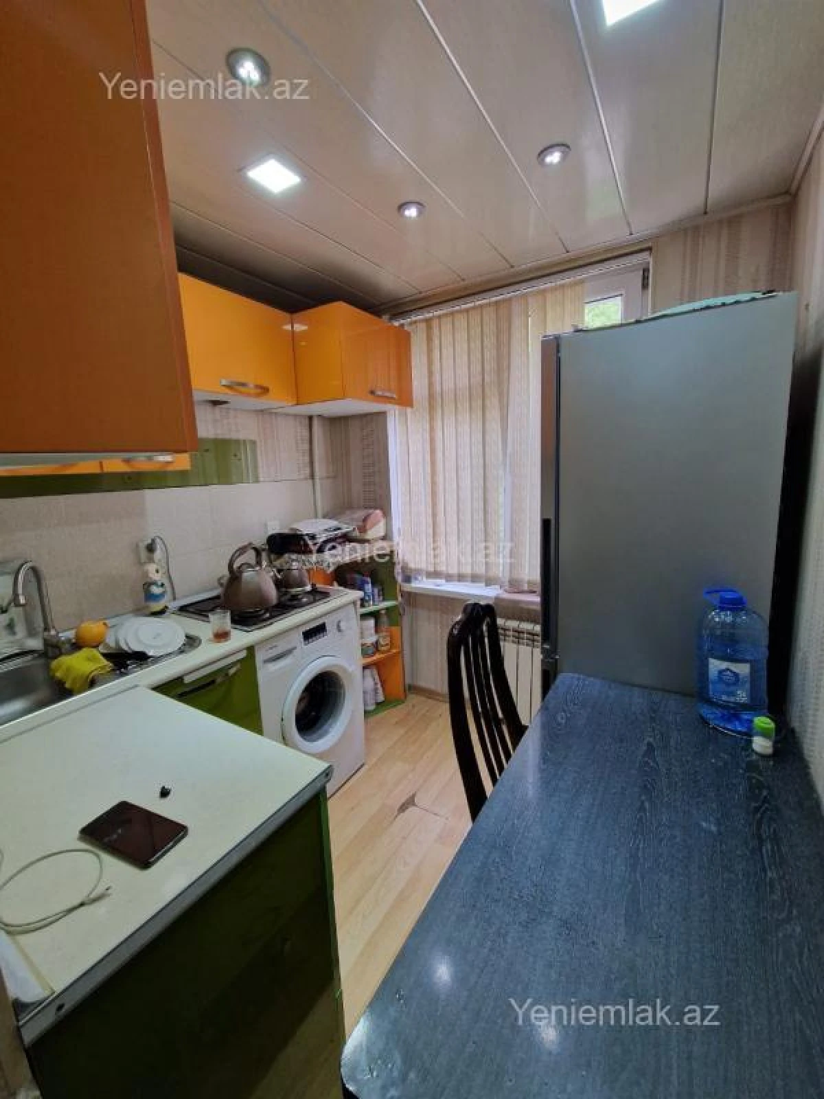 Satılır 1 otaqlı köhnə tikili 30 m²