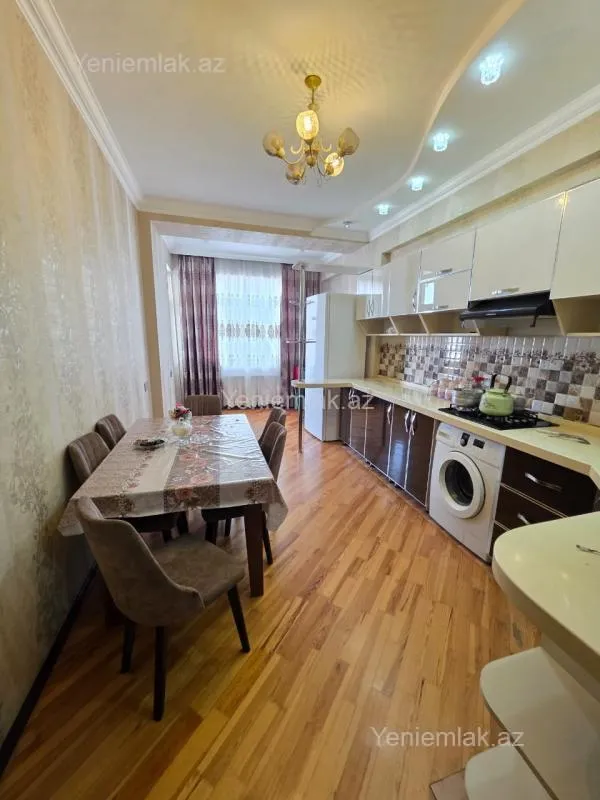 Satılır 3 otaqlı yeni tikili 140 m²