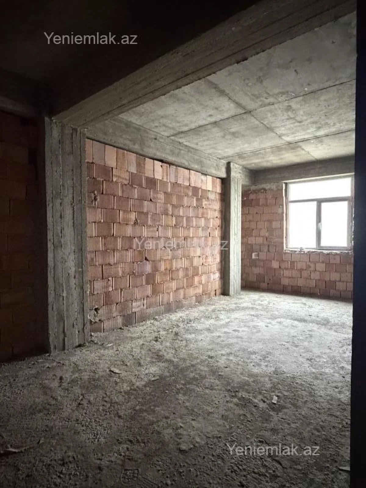 Satılır 1 otaqlı yeni tikili 42 m²