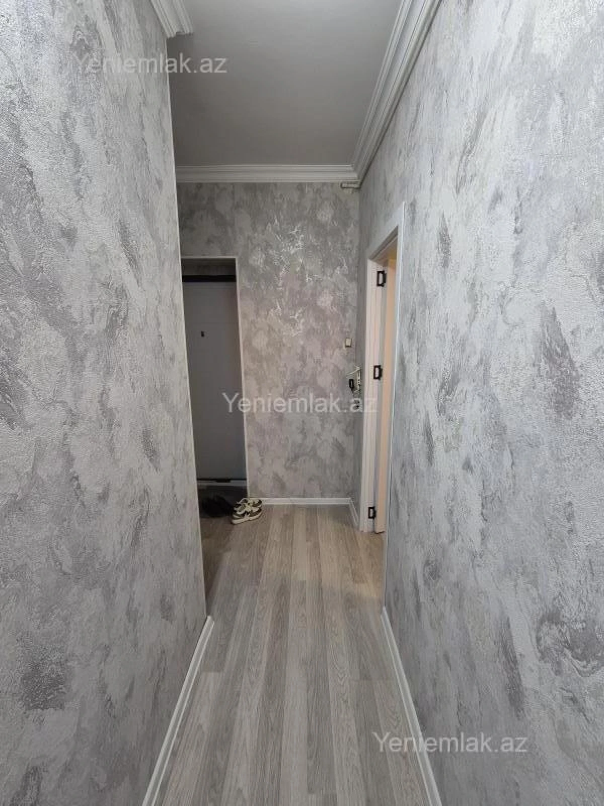 Satılır 1 otaqlı köhnə tikili 40 m²