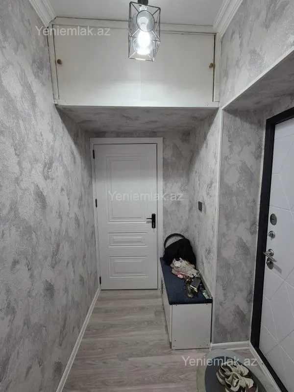 Satılır 1 otaqlı köhnə tikili 40 m²