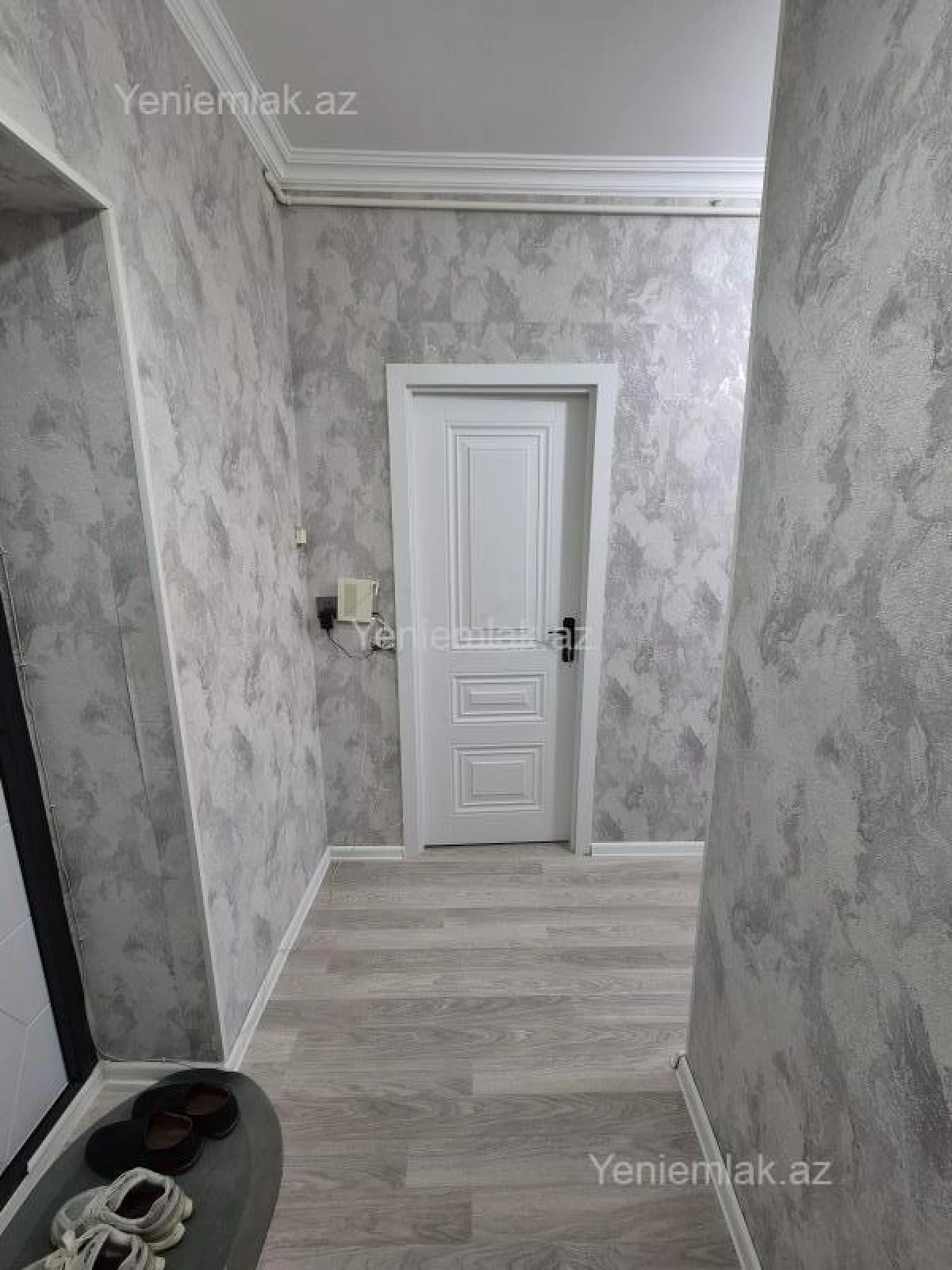 Satılır 1 otaqlı köhnə tikili 40 m²