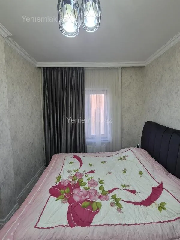 Satılır 1 otaqlı köhnə tikili 40 m²