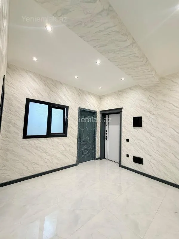 Satılır 3 otaqlı yeni tikili 100 m²