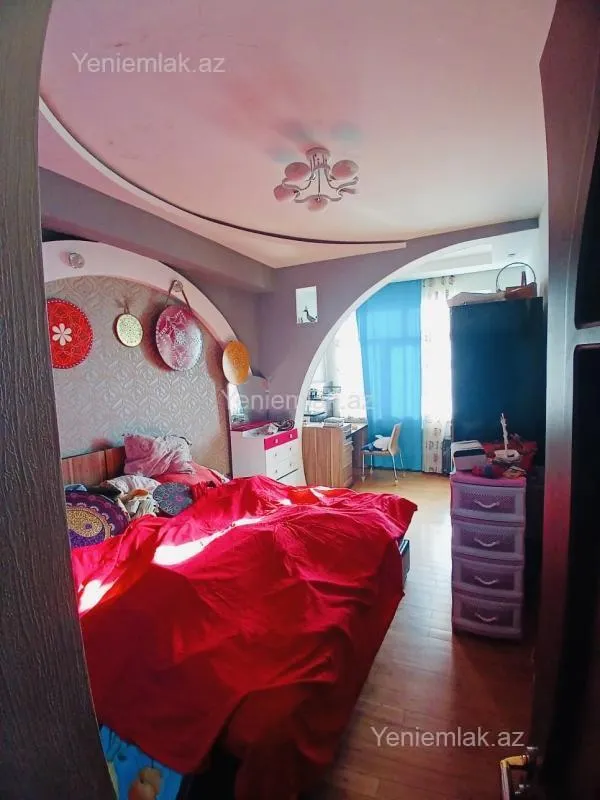 Satılır 3 otaqlı yeni tikili 95 m²