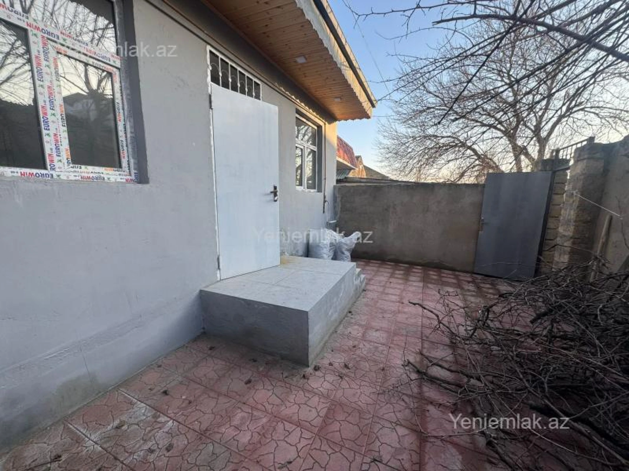 Satılır 3 otaqlı həyət evi 80 m²