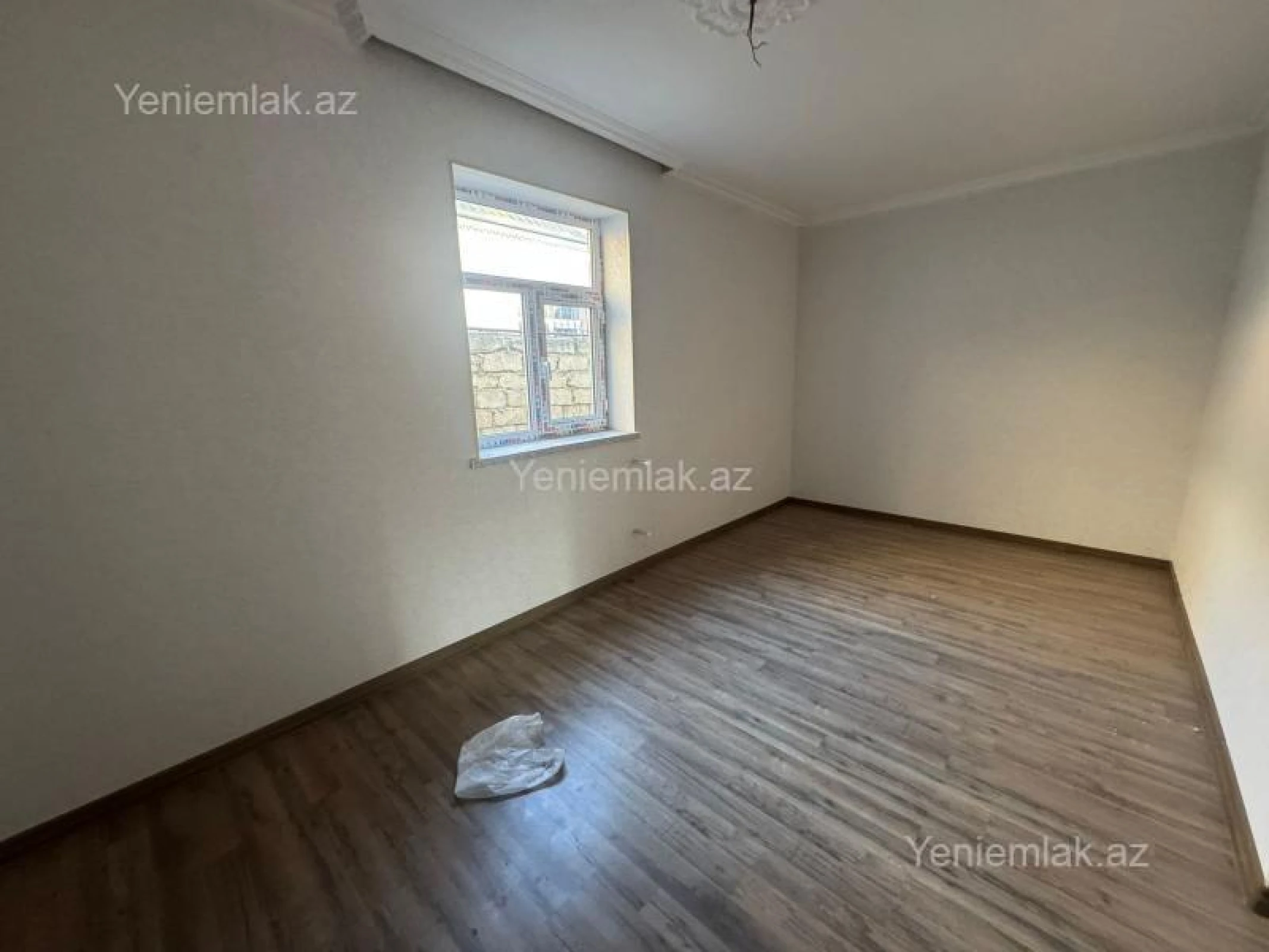 Satılır 3 otaqlı həyət evi 80 m²