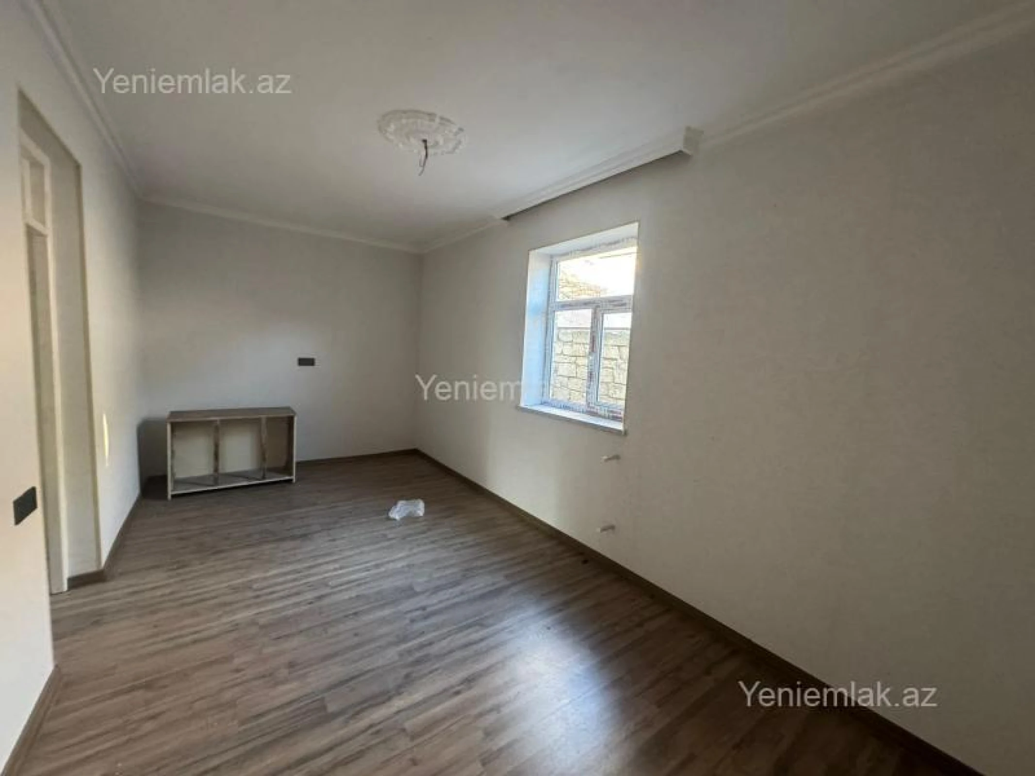Satılır 3 otaqlı həyət evi 80 m²