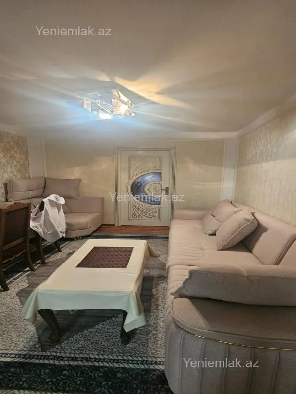 Satılır 3 otaqlı köhnə tikili 60 m²