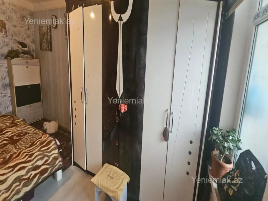 Satılır 3 otaqlı köhnə tikili 60 m²