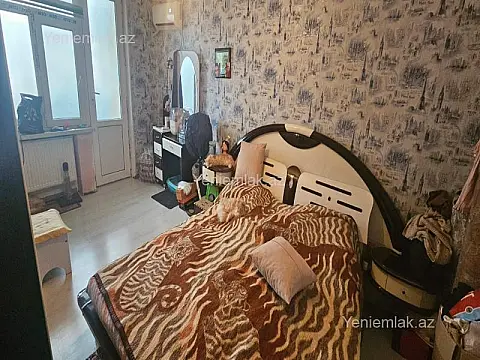 Satılır 3 otaqlı köhnə tikili 60 m²