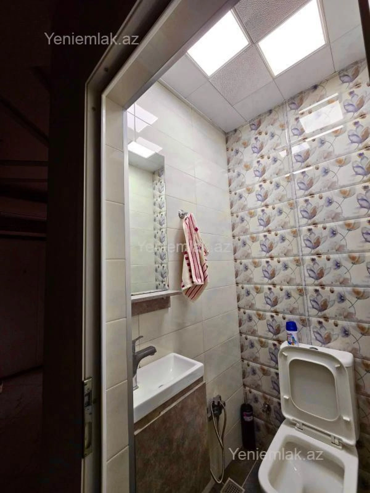 Satılır 3 otaqlı köhnə tikili 77 m²