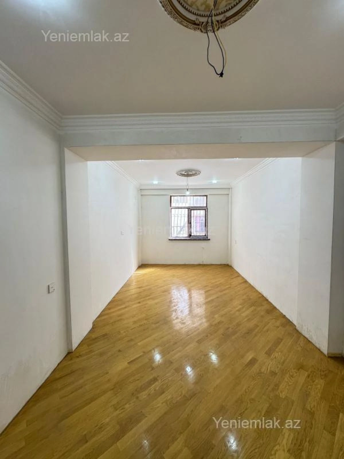 Satılır 3 otaqlı yeni tikili 120 m²