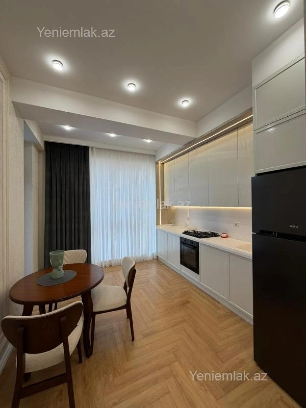 Satılır 3 otaqlı yeni tikili 100 m²