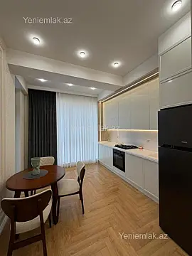 Satılır 3 otaqlı yeni tikili 100 m²