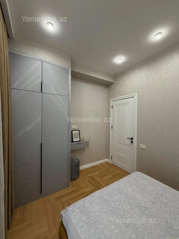 Satılır 3 otaqlı yeni tikili 100 m²