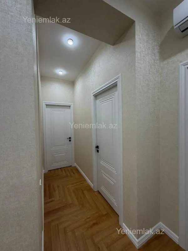 Satılır 3 otaqlı yeni tikili 100 m²