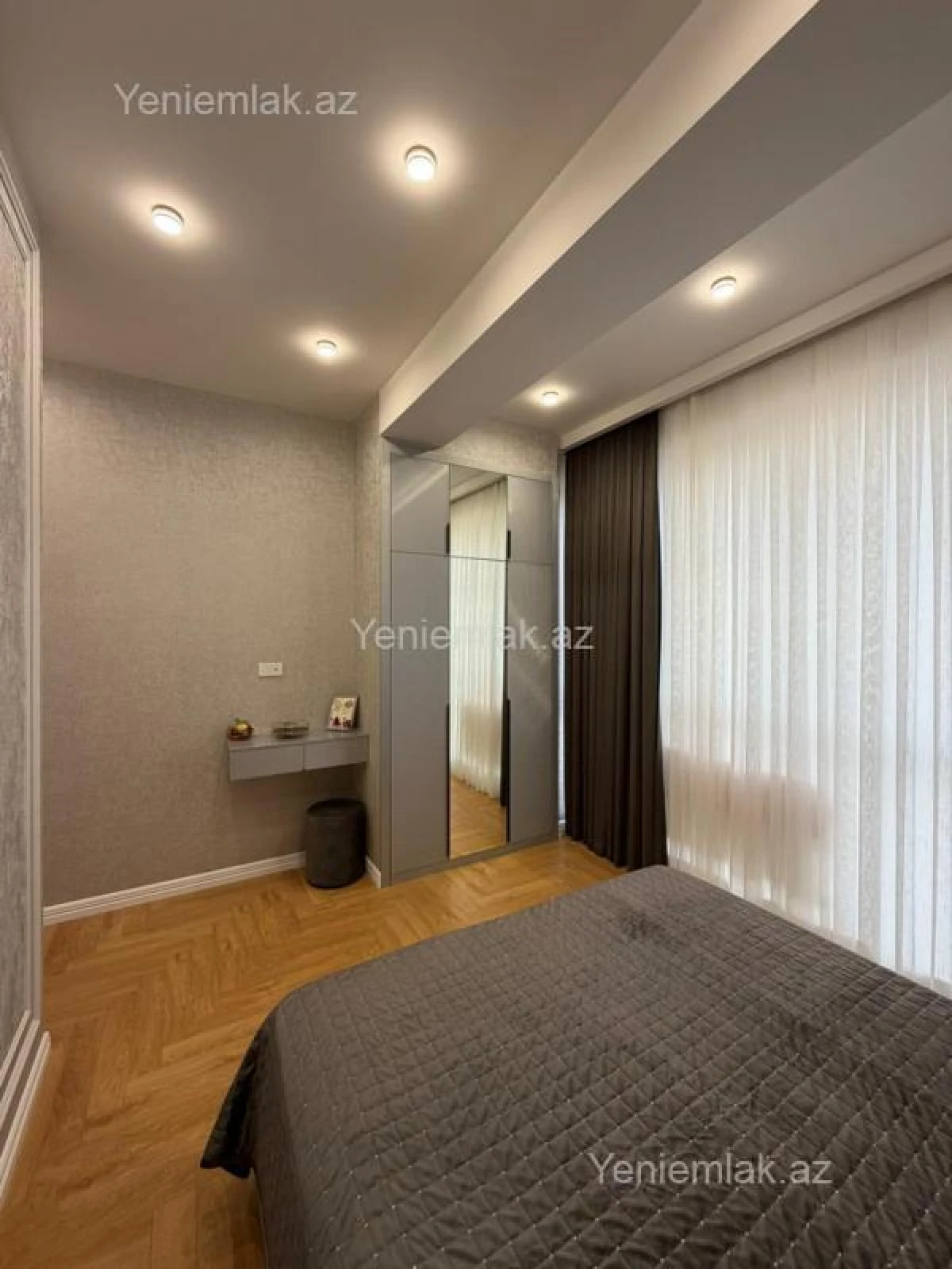 Satılır 3 otaqlı yeni tikili 100 m²