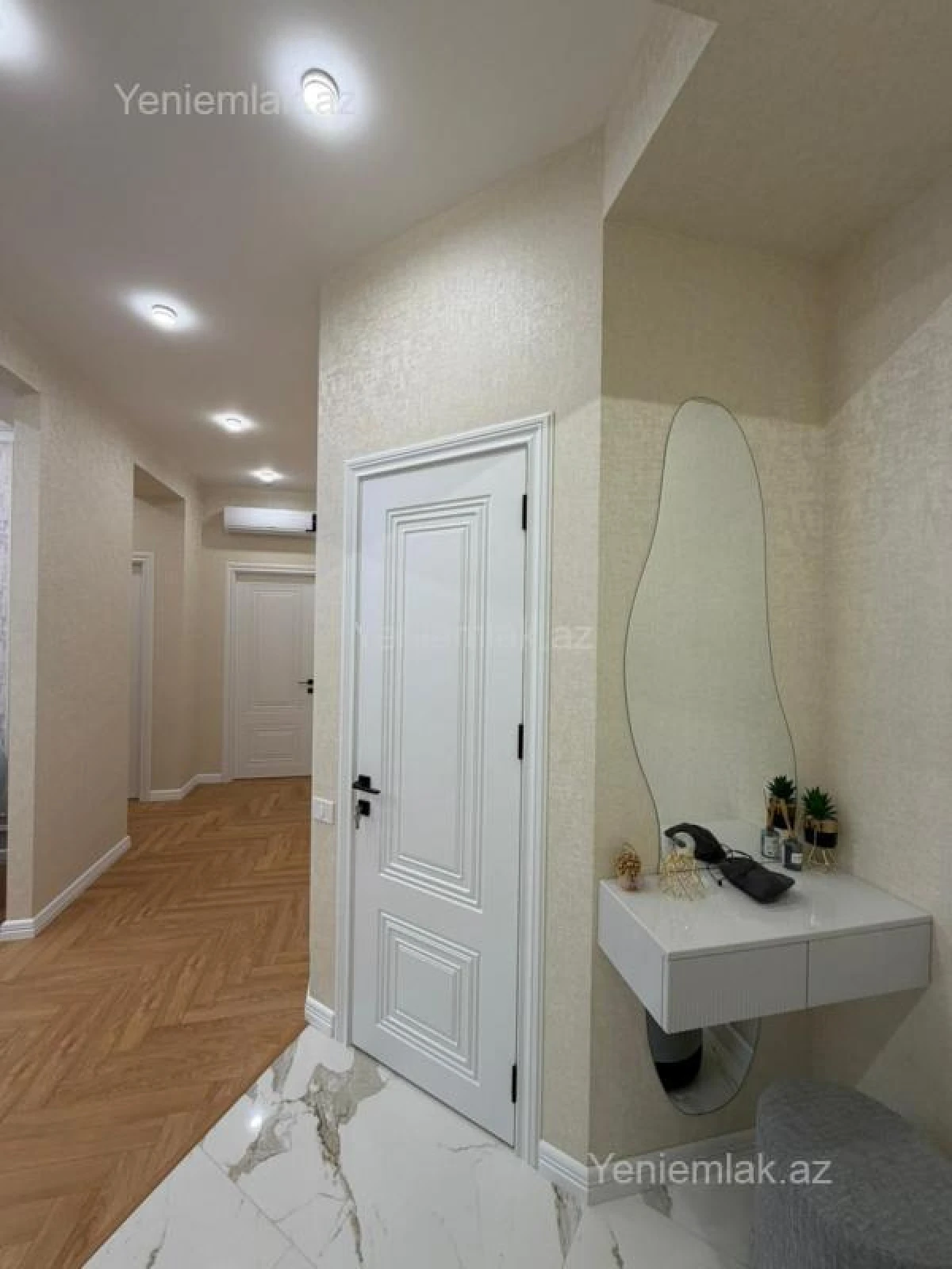 Satılır 3 otaqlı yeni tikili 100 m²