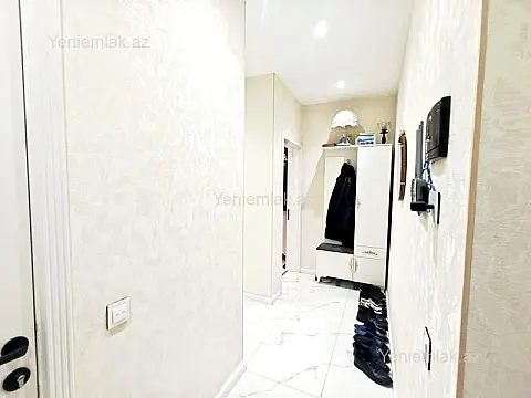 Satılır 2 otaqlı yeni tikili 75 m²