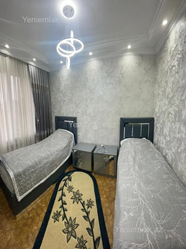 Satılır 5 otaqlı köhnə tikili 120 m²