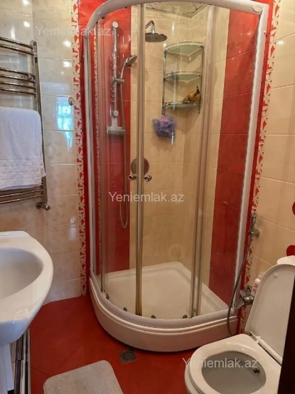 Satılır 4 otaqlı yeni tikili 218 m²