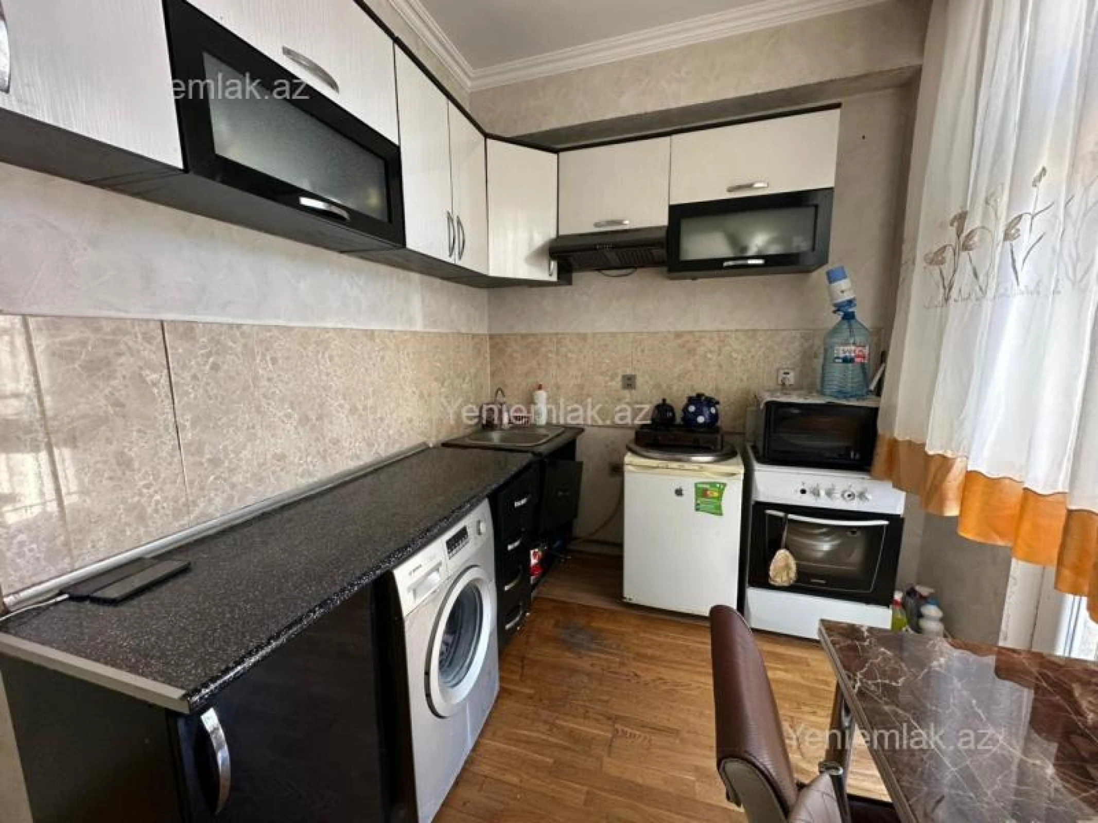 Satılır 2 otaqlı yeni tikili 64 m²