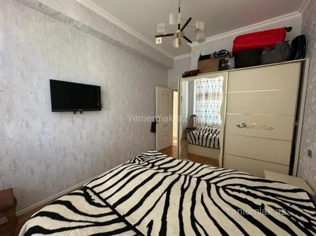 Satılır 2 otaqlı yeni tikili 64 m²