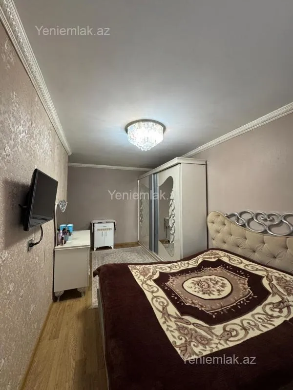 Satılır 3 otaqlı köhnə tikili 85 m²