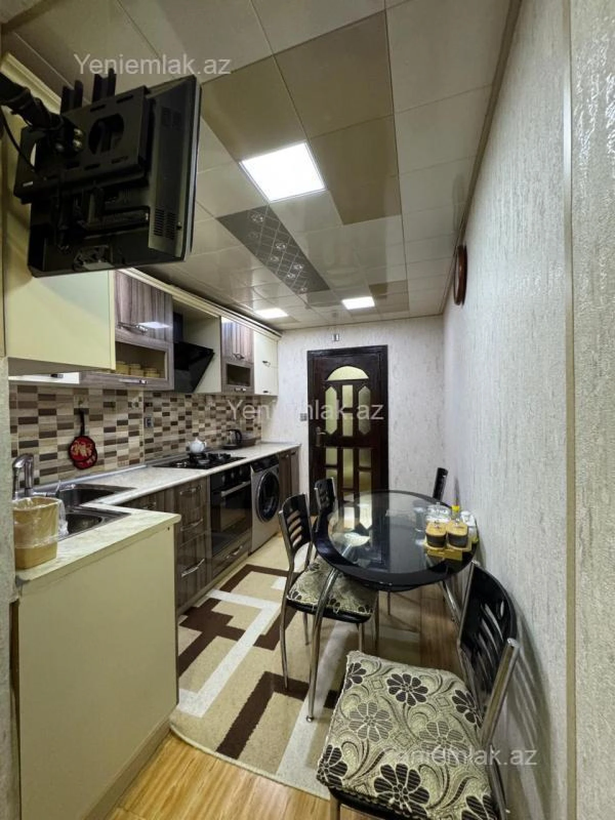 Satılır 3 otaqlı köhnə tikili 85 m²