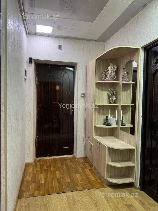 Satılır 3 otaqlı köhnə tikili 85 m²