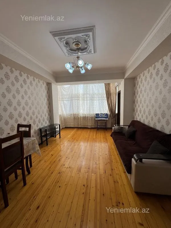 Satılır 3 otaqlı yeni tikili 75 m²