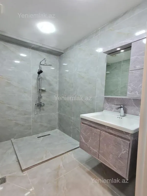 Satılır 2 otaqlı yeni tikili 40 m²