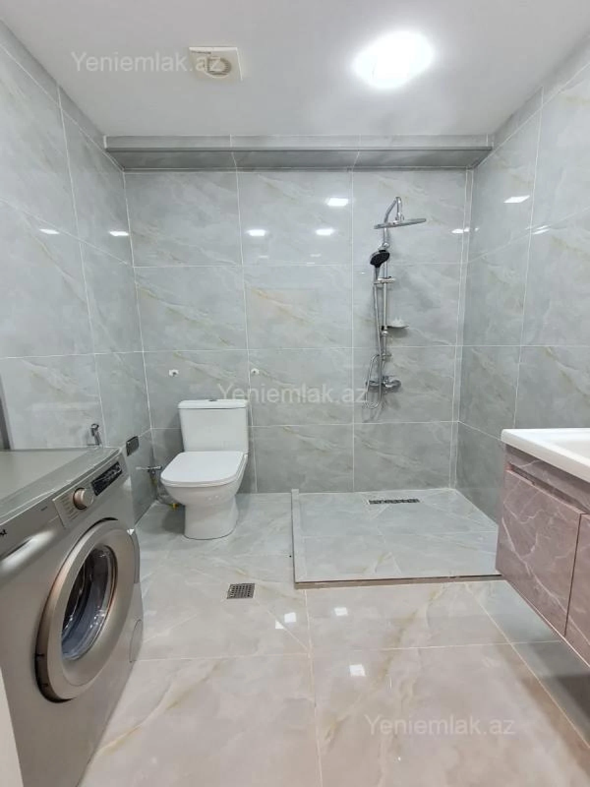 Satılır 2 otaqlı yeni tikili 40 m²
