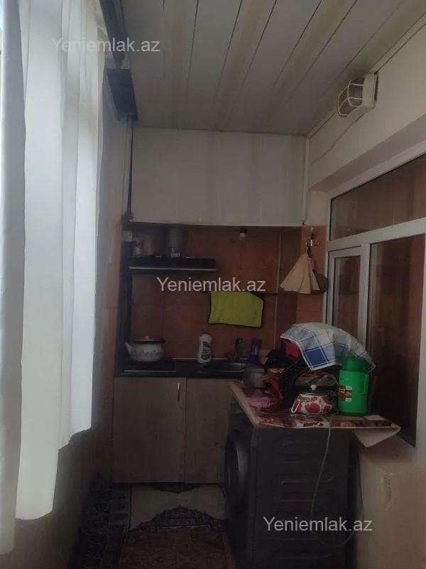 Satılır 2 otaqlı köhnə tikili 45 m²