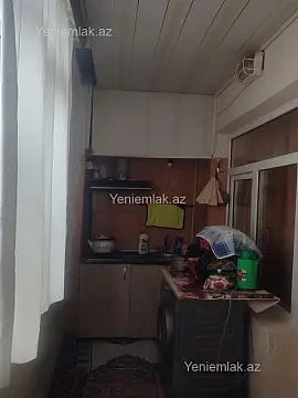 Satılır 2 otaqlı köhnə tikili 45 m²