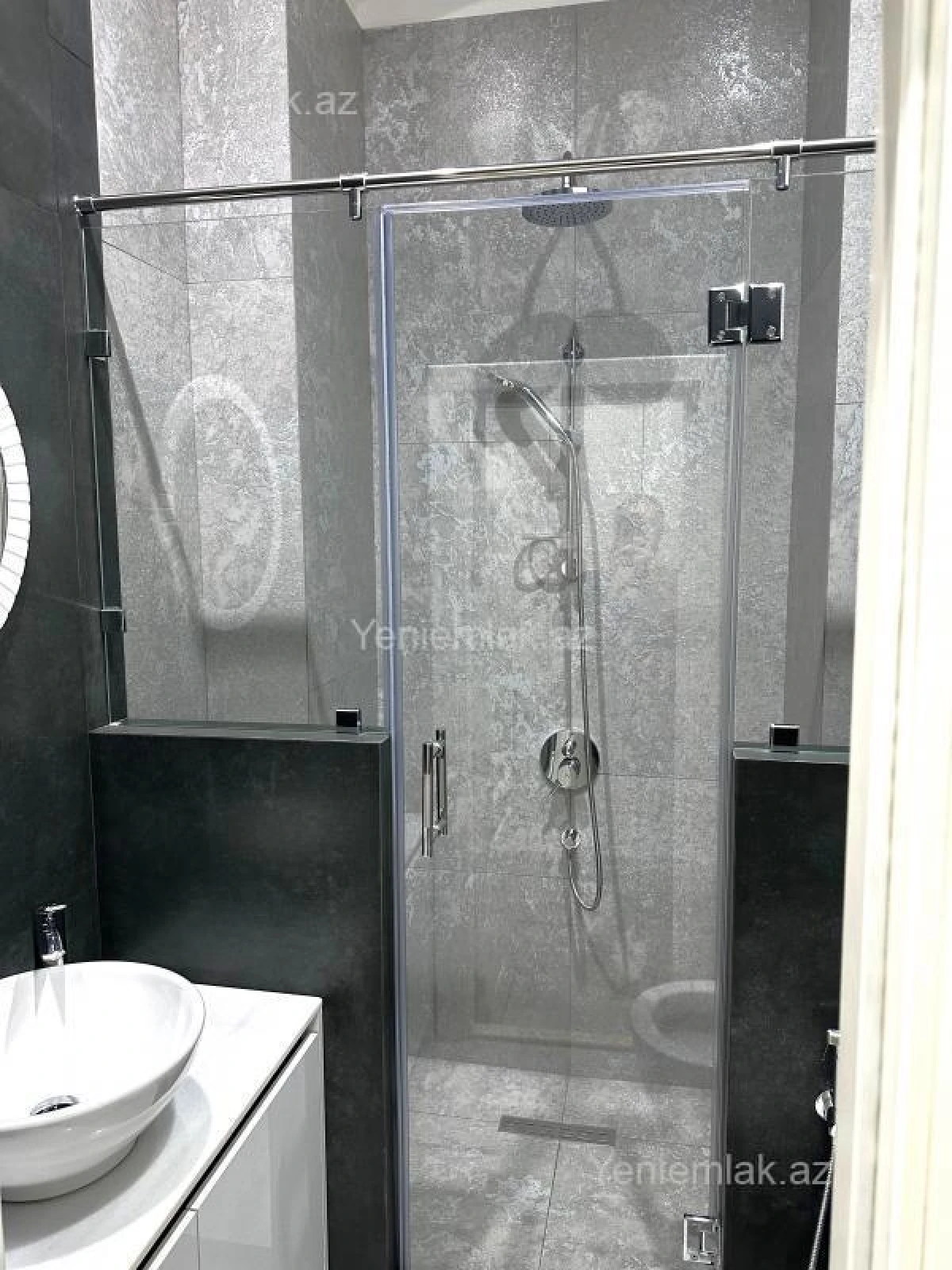 Satılır 1 otaqlı köhnə tikili 46 m²