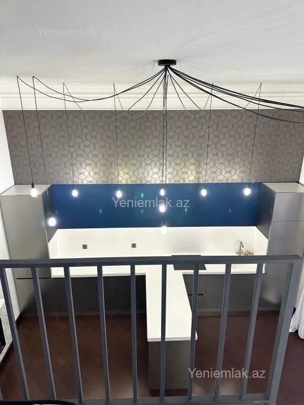 Satılır 1 otaqlı köhnə tikili 46 m²