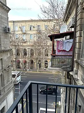 Satılır 1 otaqlı köhnə tikili 46 m²
