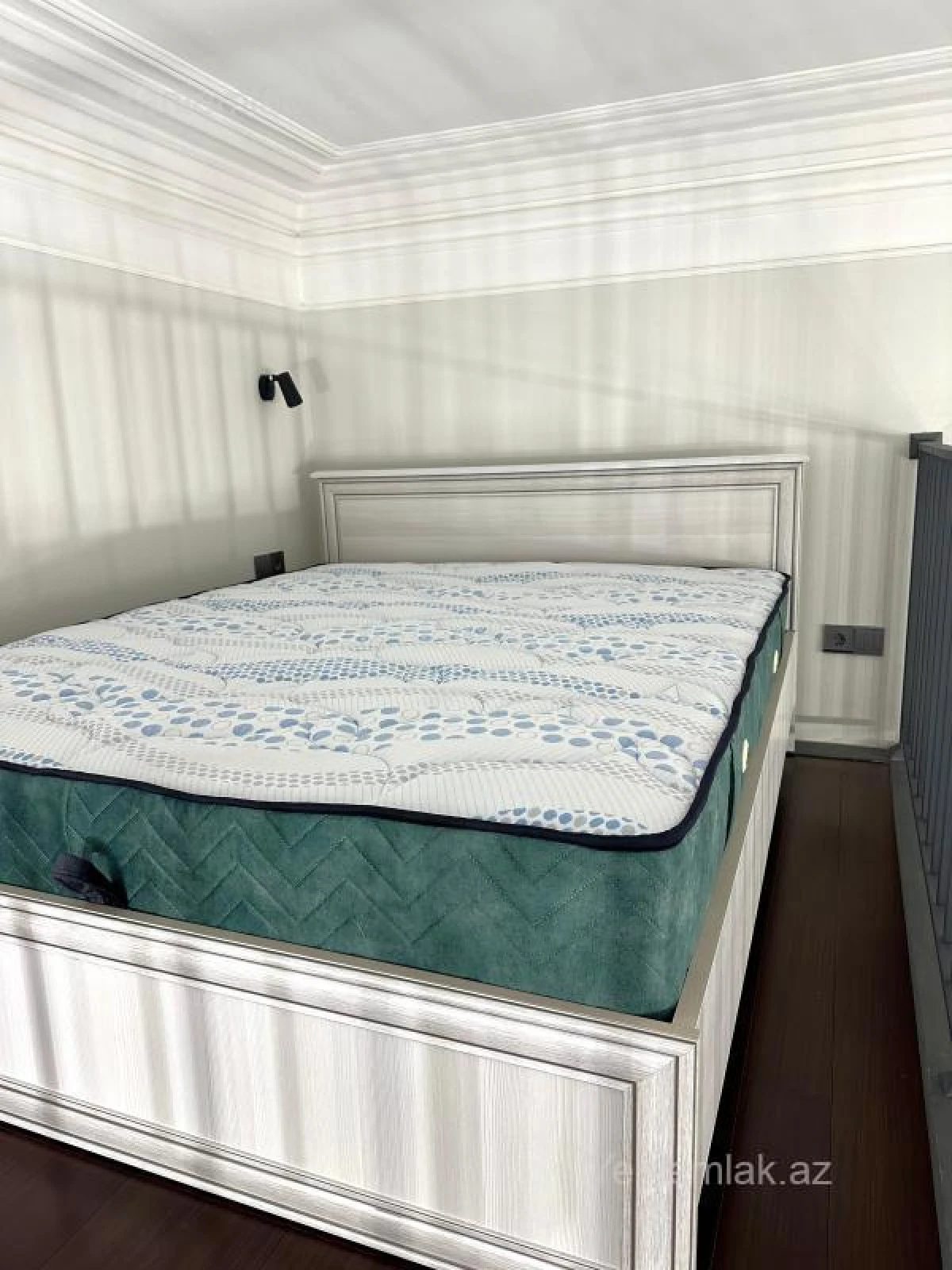 Satılır 1 otaqlı köhnə tikili 46 m²