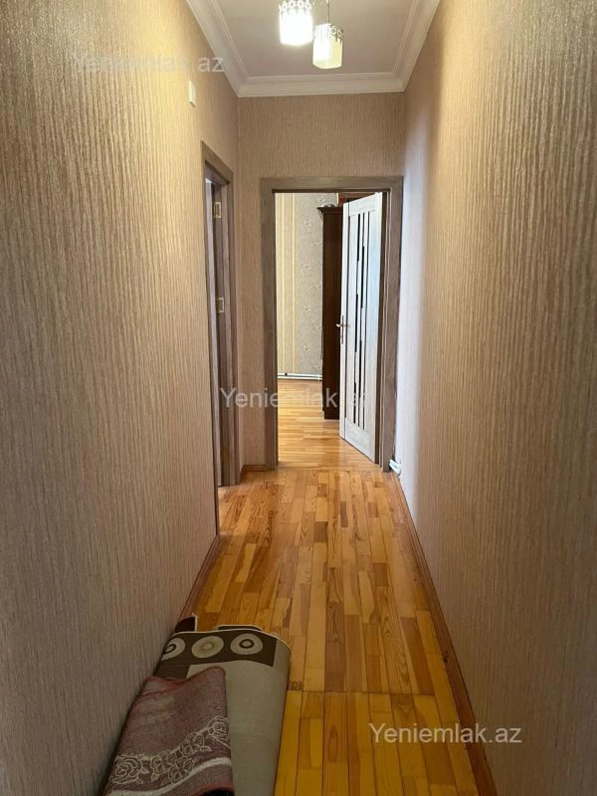 Satılır 4 otaqlı köhnə tikili 100 m²