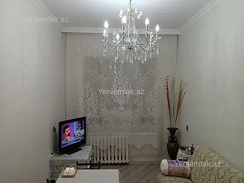 Satılır 3 otaqlı köhnə tikili 80 m²