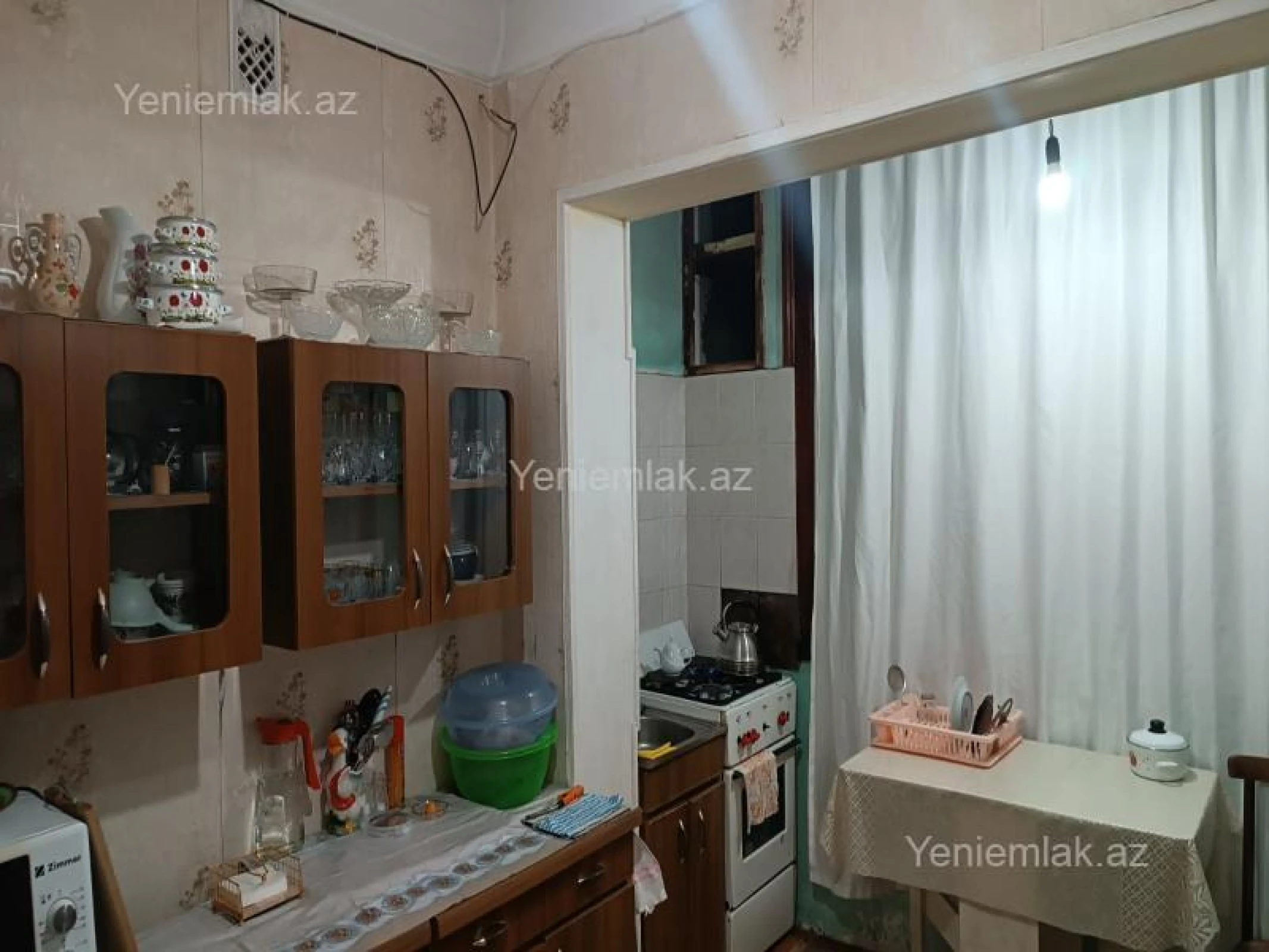 Satılır 3 otaqlı köhnə tikili 80 m²