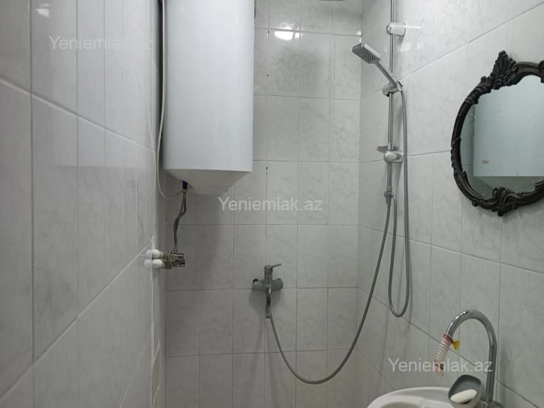 Satılır 3 otaqlı köhnə tikili 80 m²