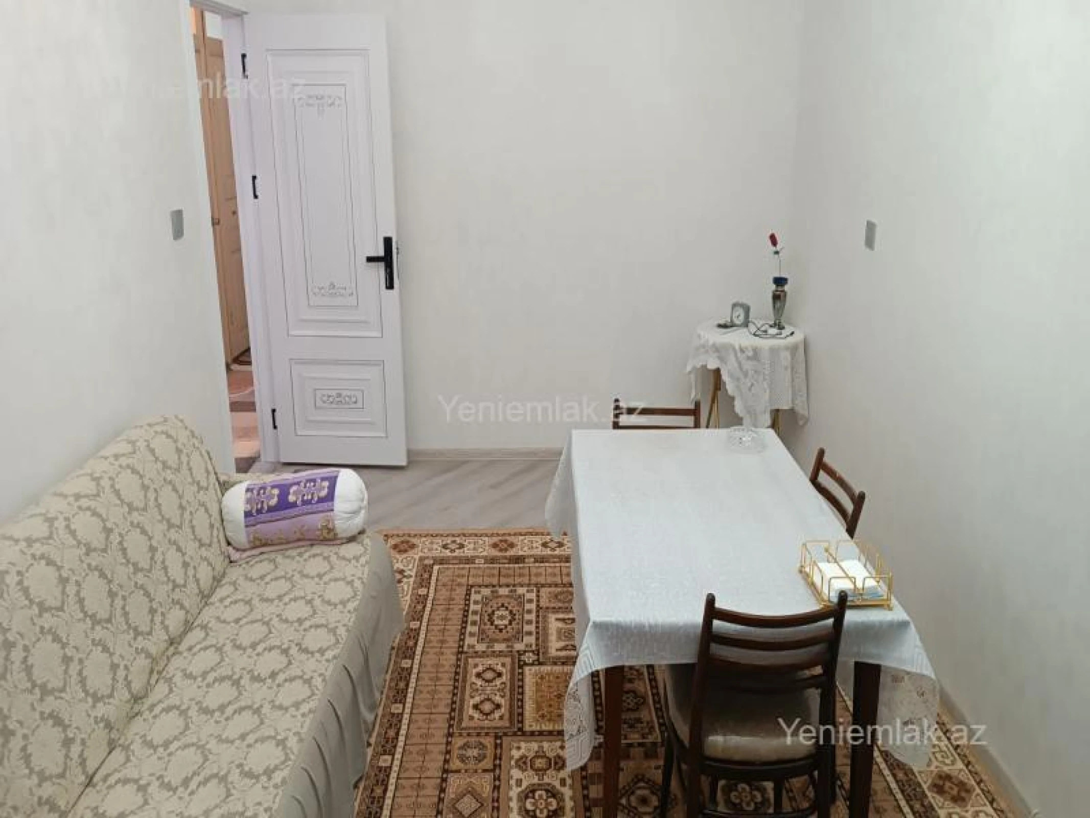 Satılır 3 otaqlı köhnə tikili 80 m²