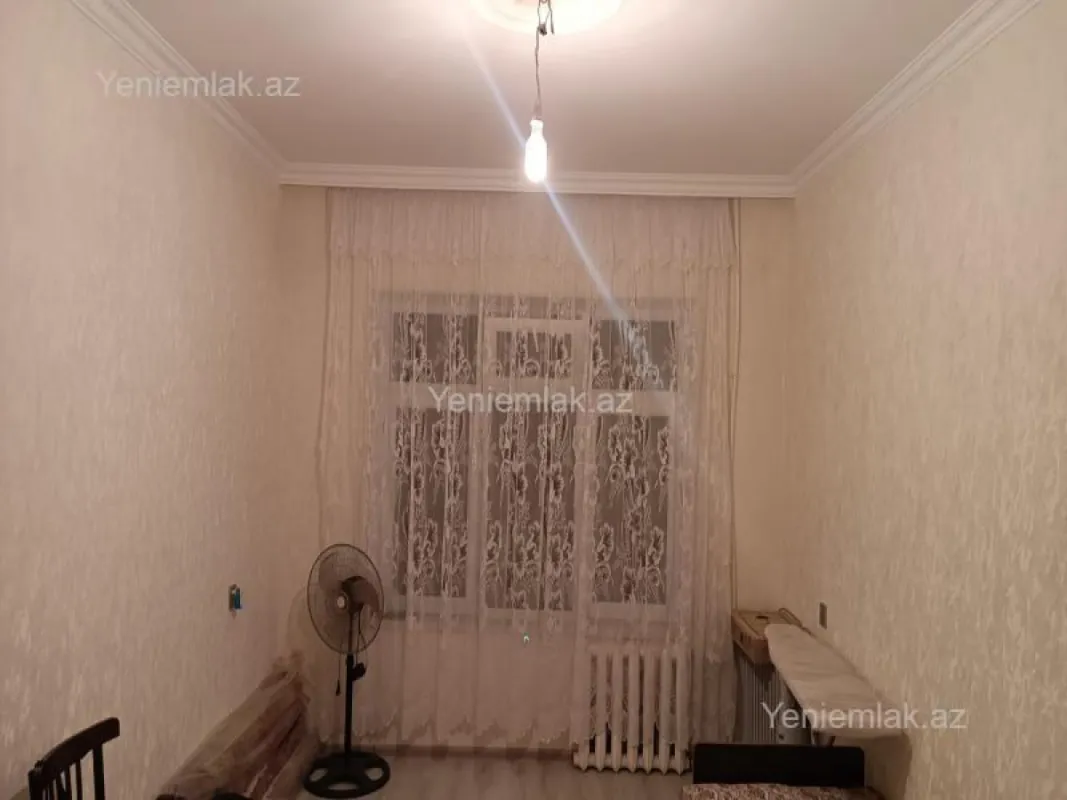Satılır 3 otaqlı köhnə tikili 80 m²