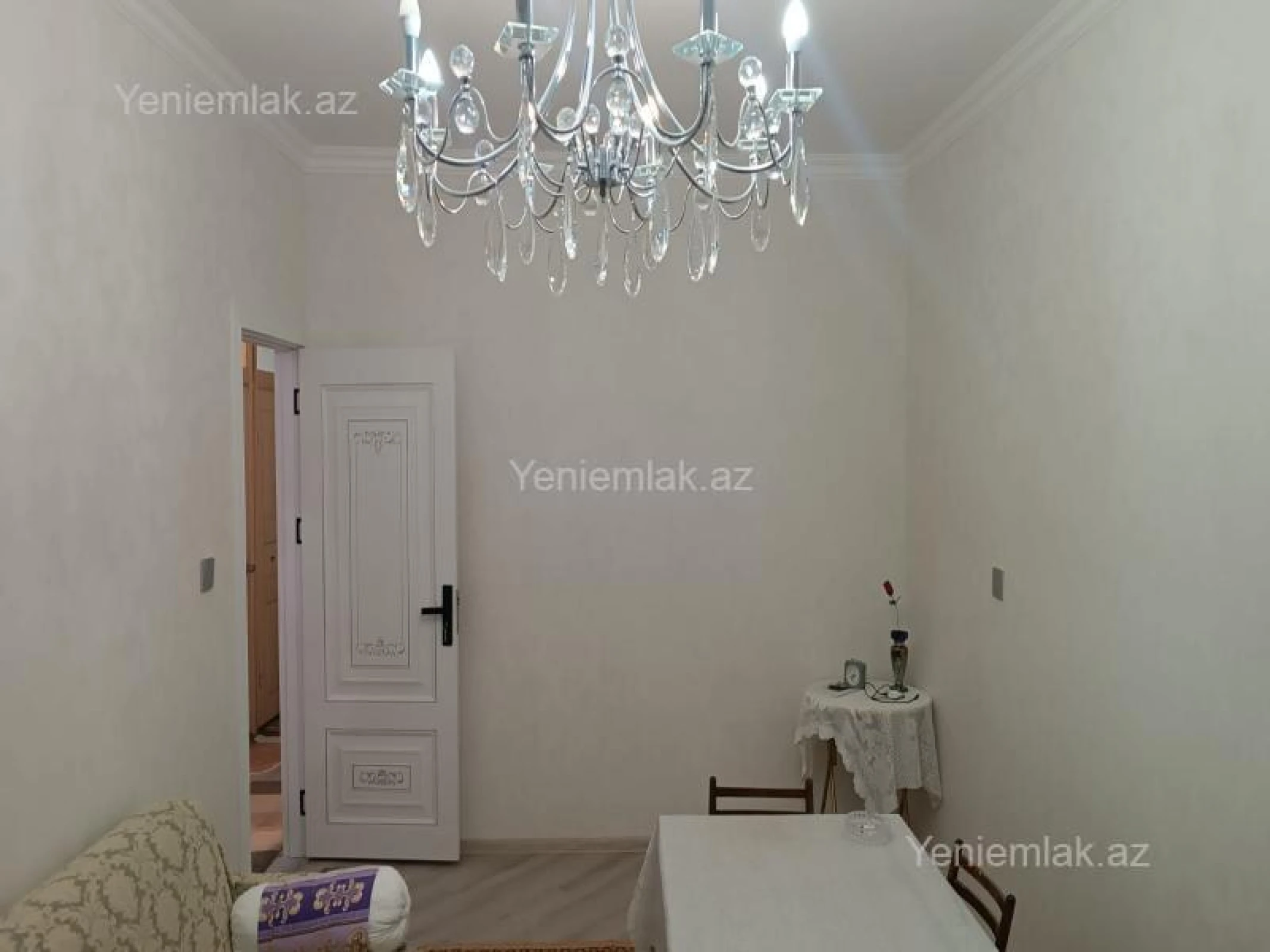 Satılır 3 otaqlı köhnə tikili 80 m²