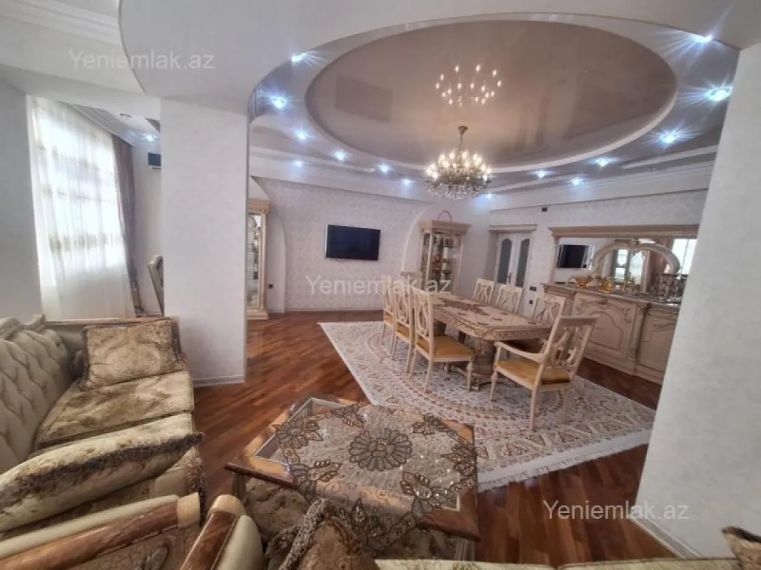 Satılır 4 otaqlı yeni tikili 200 m²