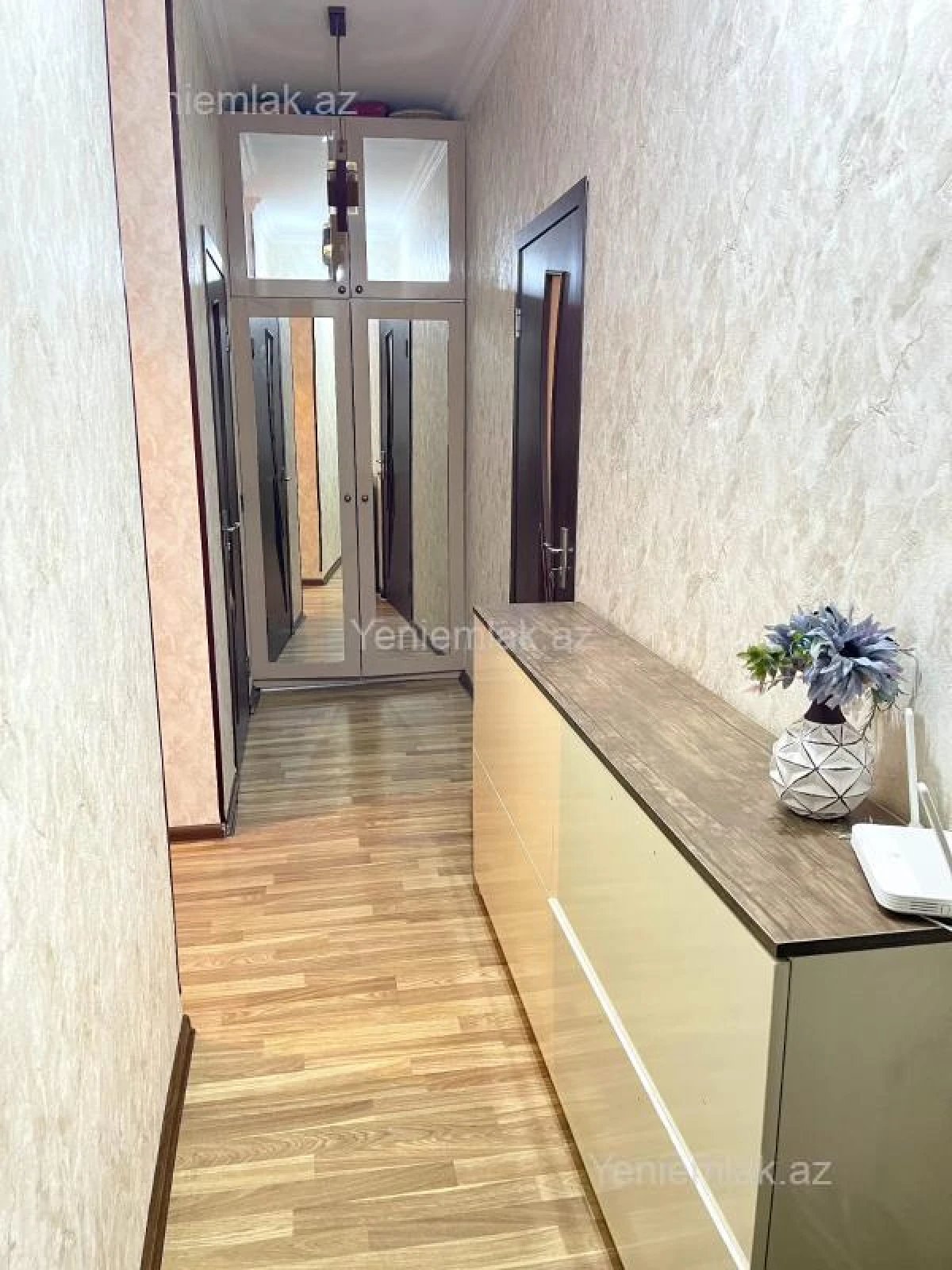 Satılır 2 otaqlı yeni tikili 60 m²